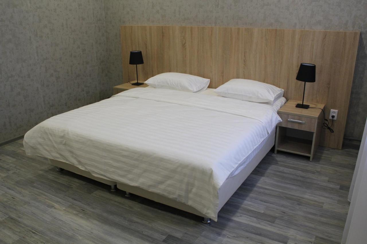 Hotel Inju Hills Астана Екстериор снимка