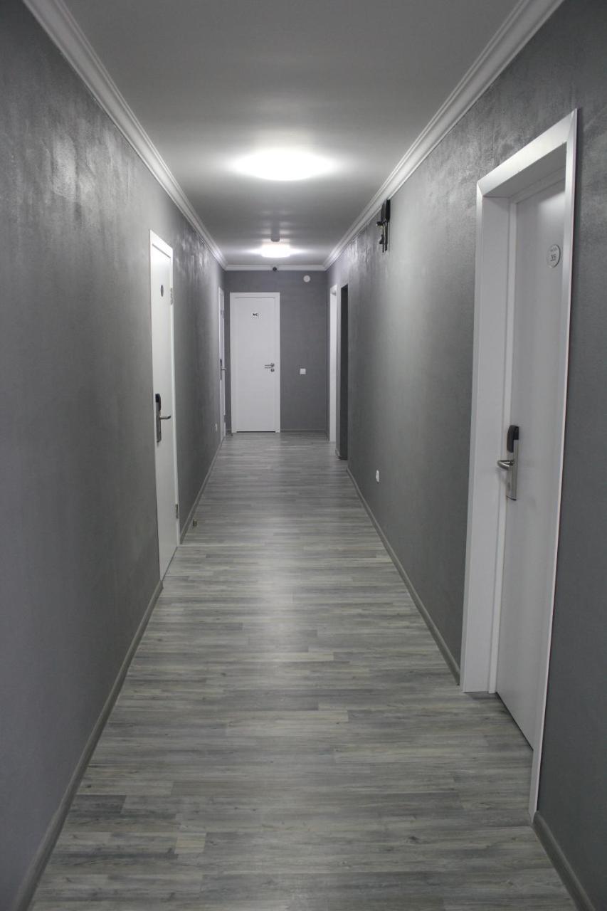 Hotel Inju Hills Астана Екстериор снимка