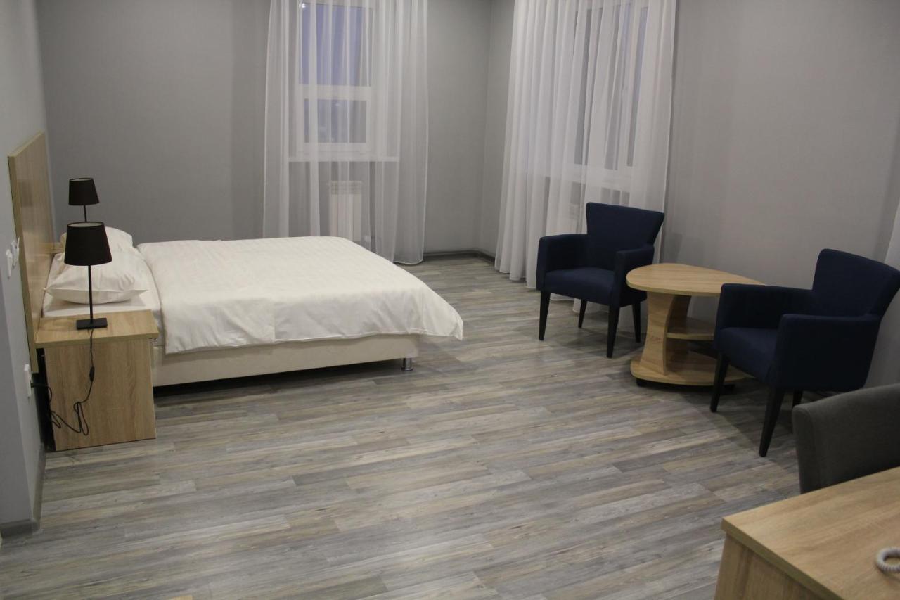 Hotel Inju Hills Астана Екстериор снимка
